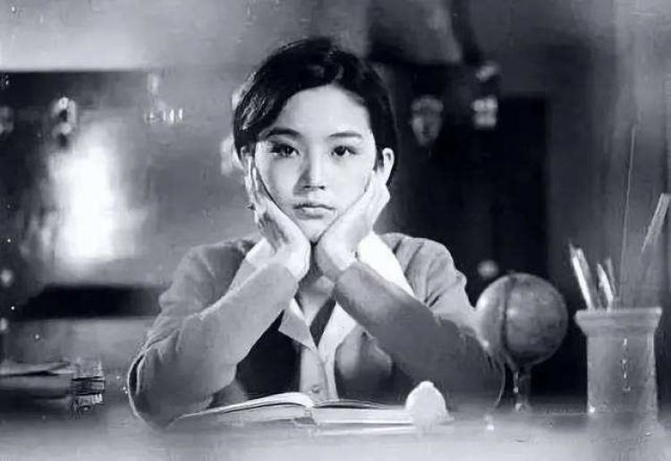 林青霞窗外.jpg